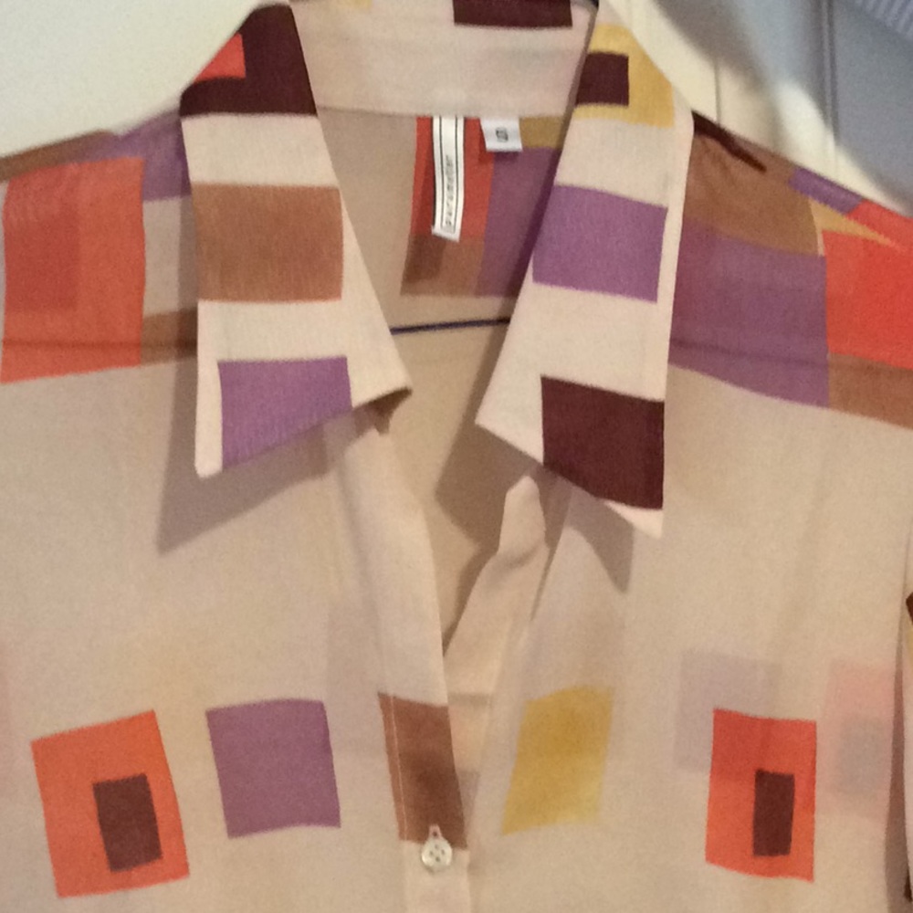 Sheer blouse - Picture 2 of 3